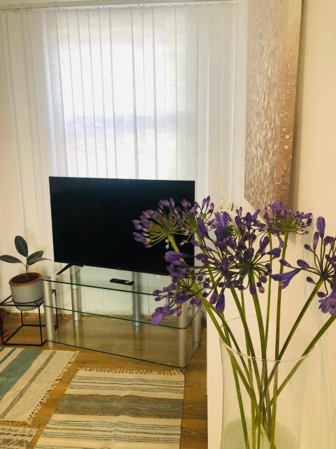 Super Location 2, 1Min Metro 10 Min From Camden Apartment Londra Exterior foto